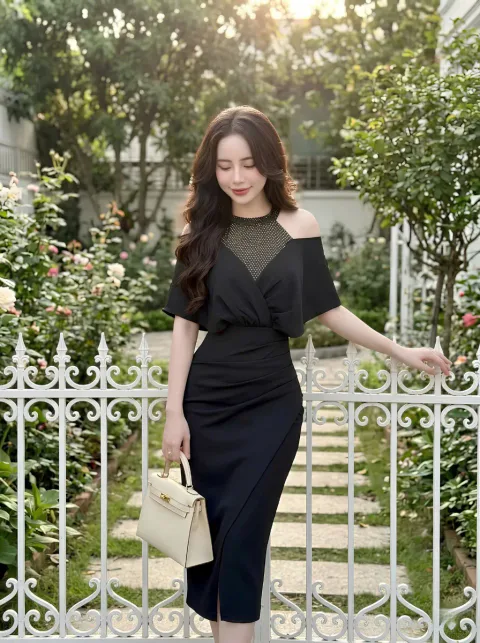 Đầm Cổ Yếm Umi Phối Kim Sa