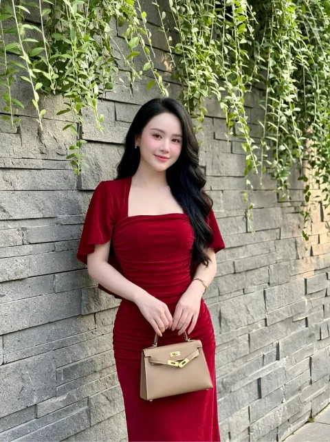 Đầm Cổ Vuông Tay Choàng Cánh Tiên Cao Cấp