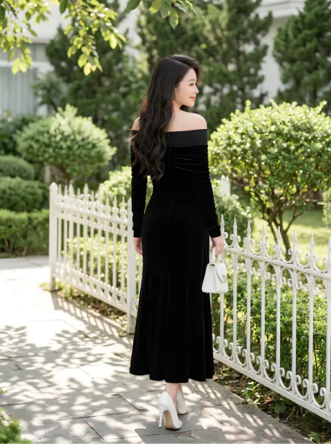 Đầm Nhung Trễ Vai Kèm Tag Sang Trọng