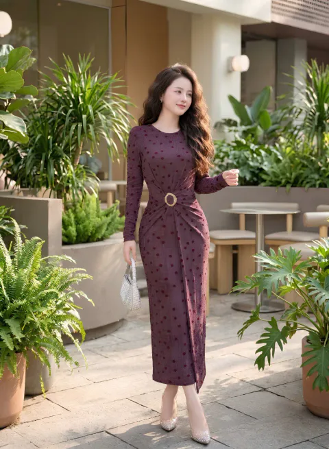 Đầm Body Chấm Bi Nhấn Khoen Eo Sang Trọng